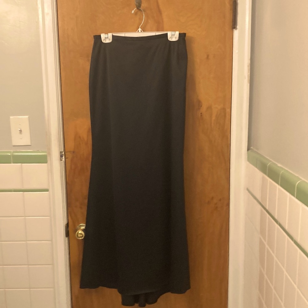 Elegant Long black skirt